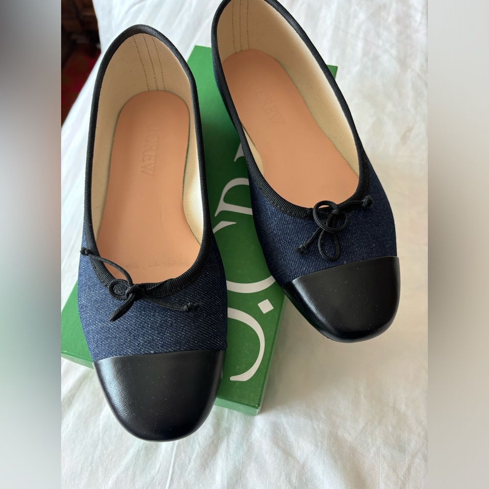 J crew Zoe denim ballet flats. Size 8 NWT